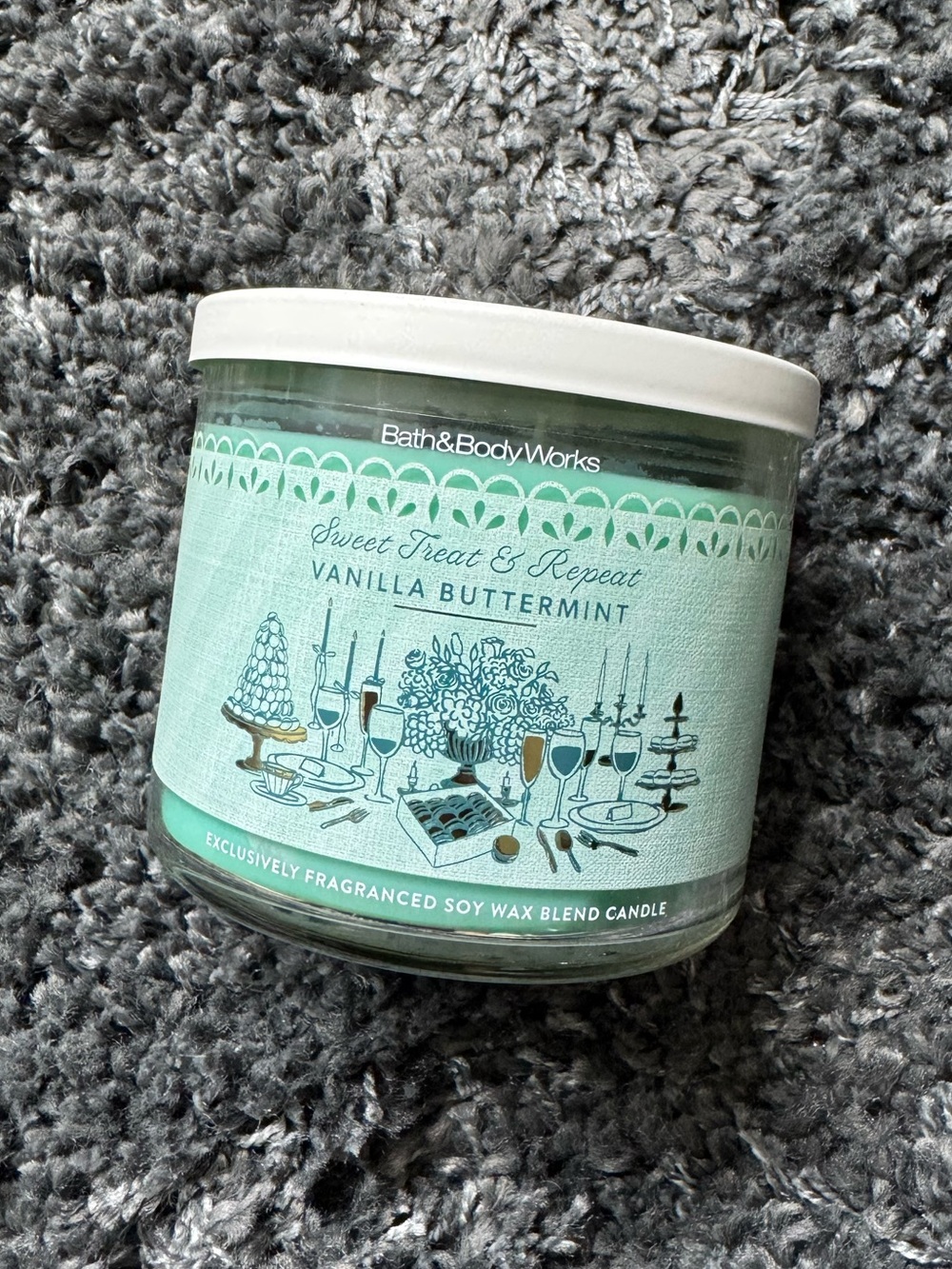 Bath & Body Works Vanilla Butter mint Candle